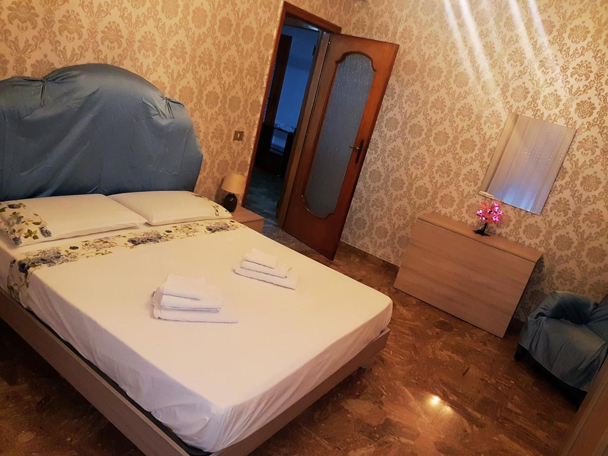 La Dimora Di Antonietta - Centro Storico Apartamento Nápoles Exterior foto